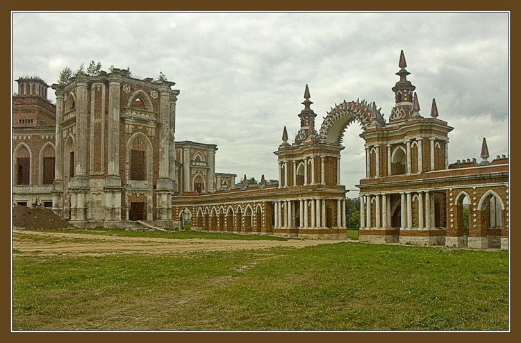 photo "The palace rejected by tsarina" tags: architecture, landscape, 