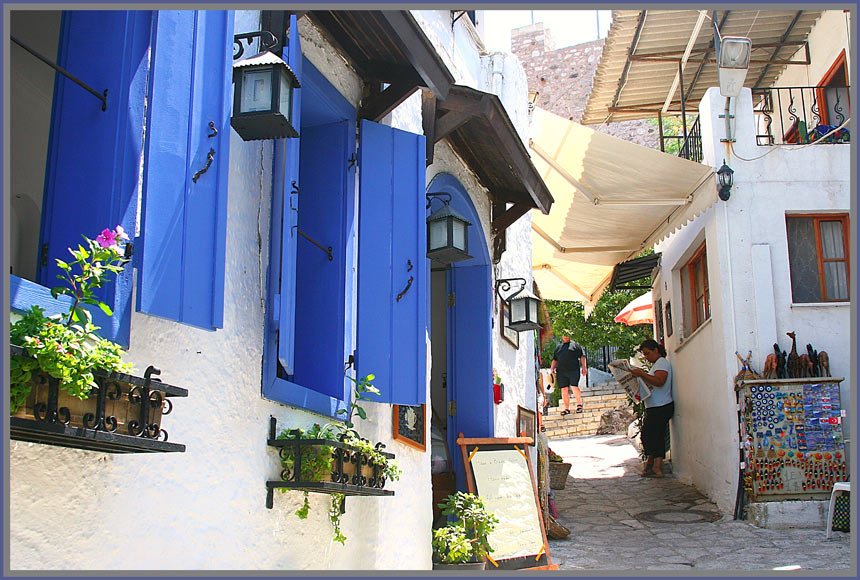 photo "Streets-streamlets of old Marmaris" tags: architecture, travel, landscape, 