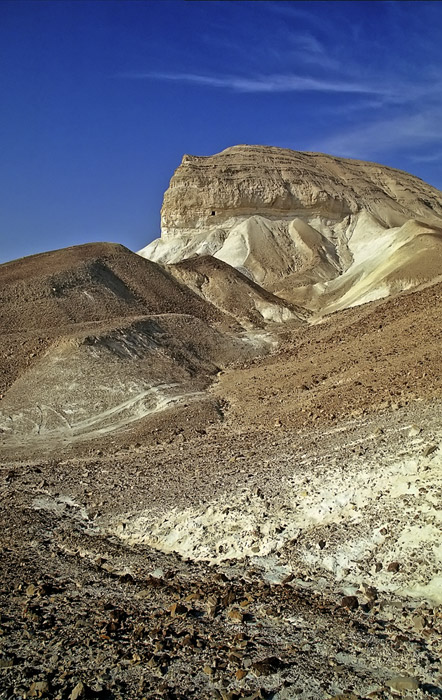 photo "Giant" tags: travel, landscape, Asia, mountains