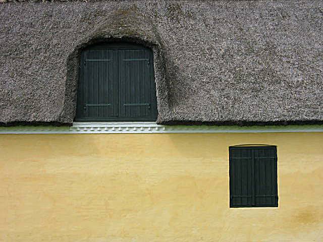 photo "Old haus" tags: reporting, 