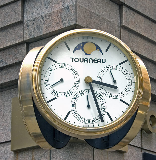 photo "Time is 15:27" tags: misc., architecture, landscape, 