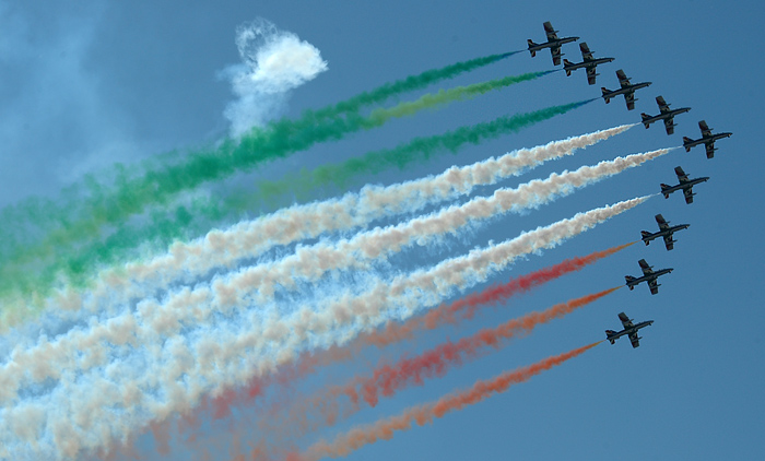 photo "The Italian Flag Colors" tags: reporting, 