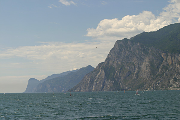 photo "Lago di Garda" tags: travel, landscape, Europe, mountains