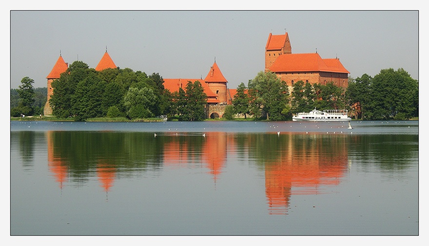 photo "***" tags: architecture, landscape, water