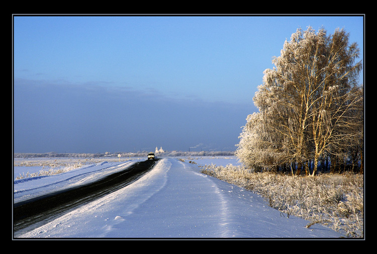 photo "Black road in blue" tags: misc., landscape, winter