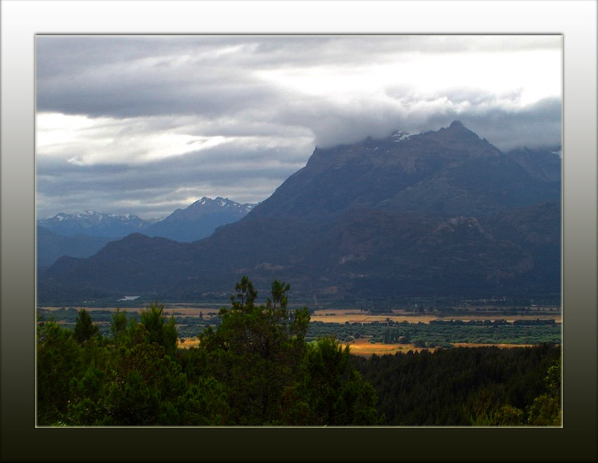 photo "for you, that prefer a volcano...=)" tags: landscape, clouds, mountains