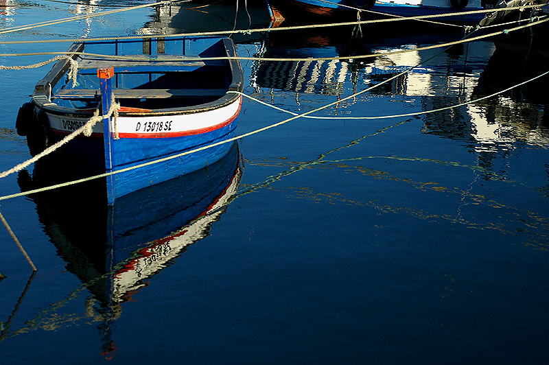 photo "Boat" tags: travel, Europe