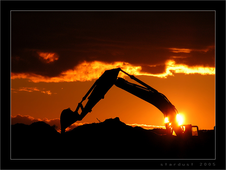 photo "Construction Sunset" tags: landscape, sunset