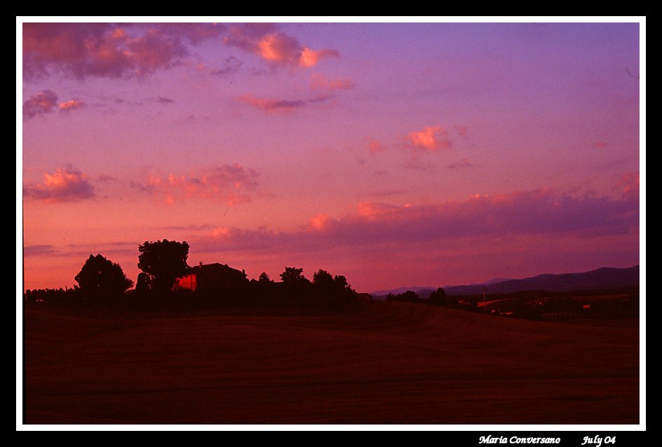 photo "Red dresses" tags: landscape, summer, sunset
