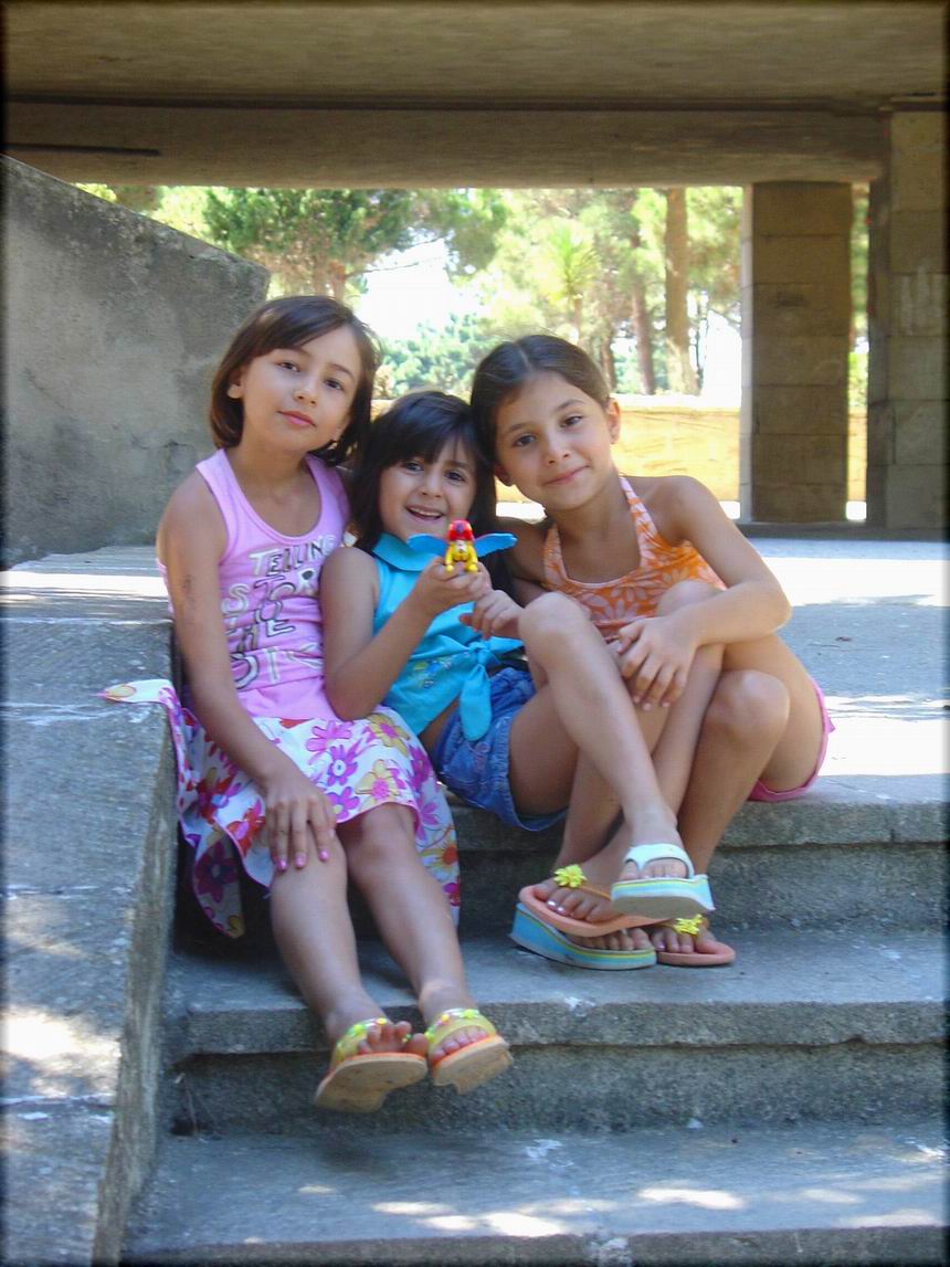 photo "Three beauties :)" tags: portrait, children