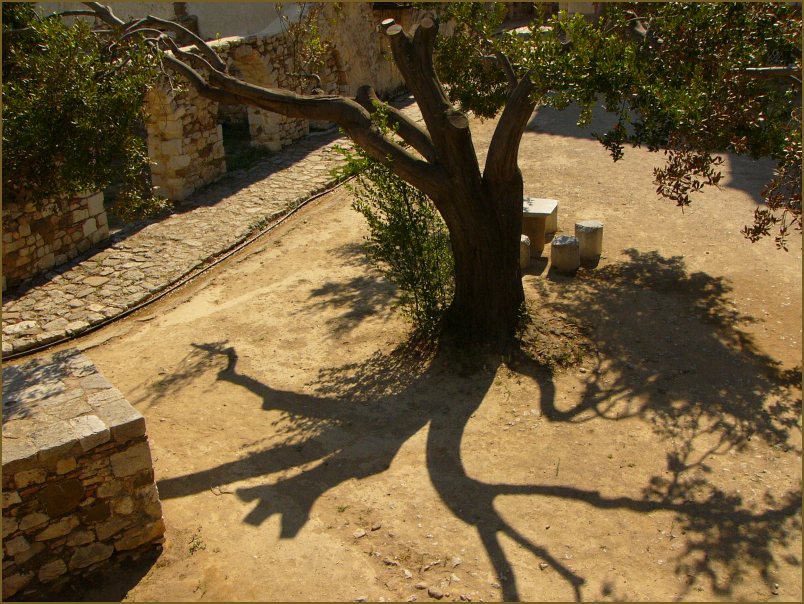 photo "Monastery midday" tags: travel, misc., Europe