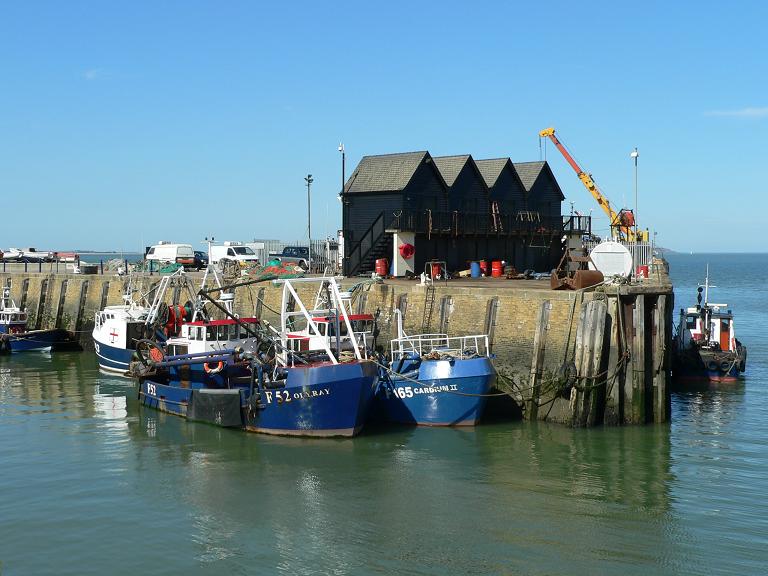 photo "Whitstable harbour" tags: misc., 
