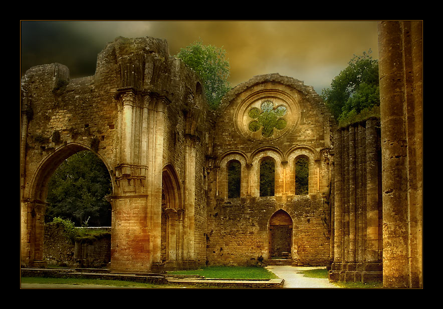 photo "Abbey of Orval (ruin)" tags: travel, architecture, landscape, Europe