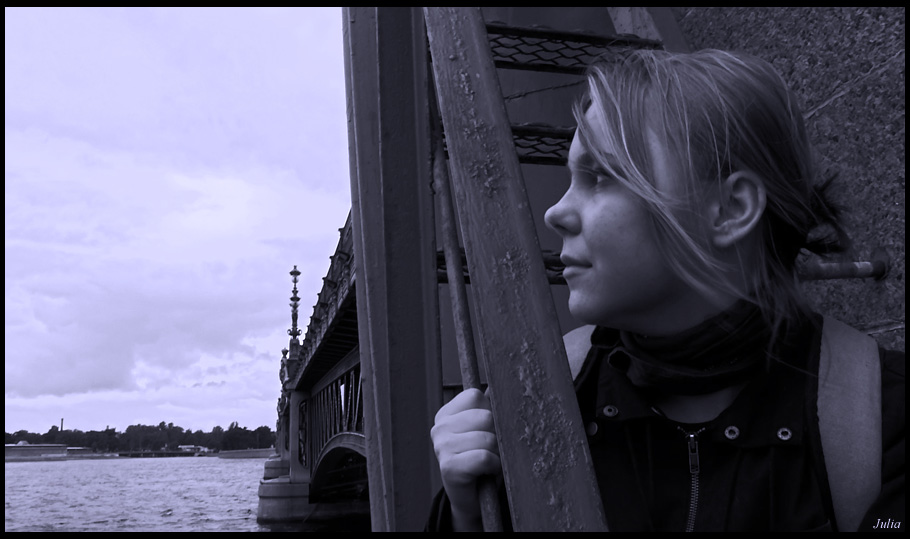 photo "portrait of the girl on the bridge" tags: portrait, woman