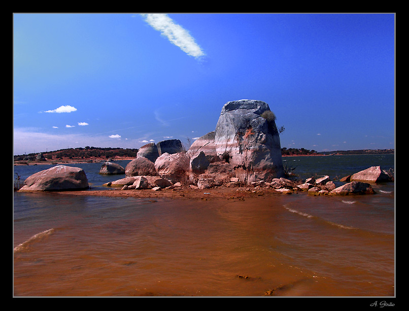 photo "Rocks of Alqueva" tags: landscape, summer, water