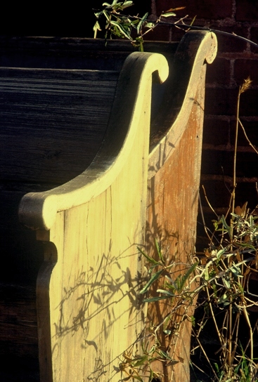 photo "OLD 100 year old church pews: Ready for Junk Pile!" tags: reporting, misc., 