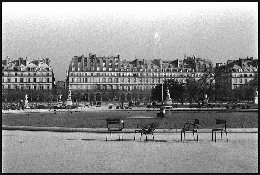 photo "Le Groupe" tags: architecture, black&white, landscape, 