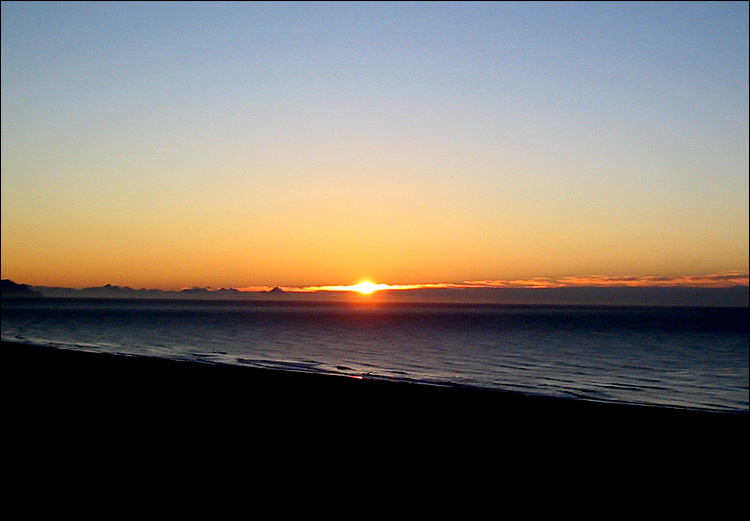 photo "One moment till a dawn" tags: landscape, sunset, water