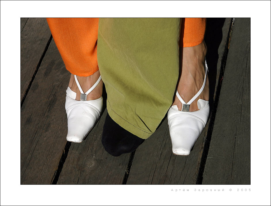 photo "Foots::002" tags: misc., 