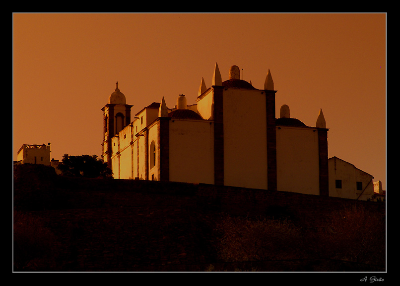 фото "Monsaraz Church" метки: архитектура, пейзаж, закат