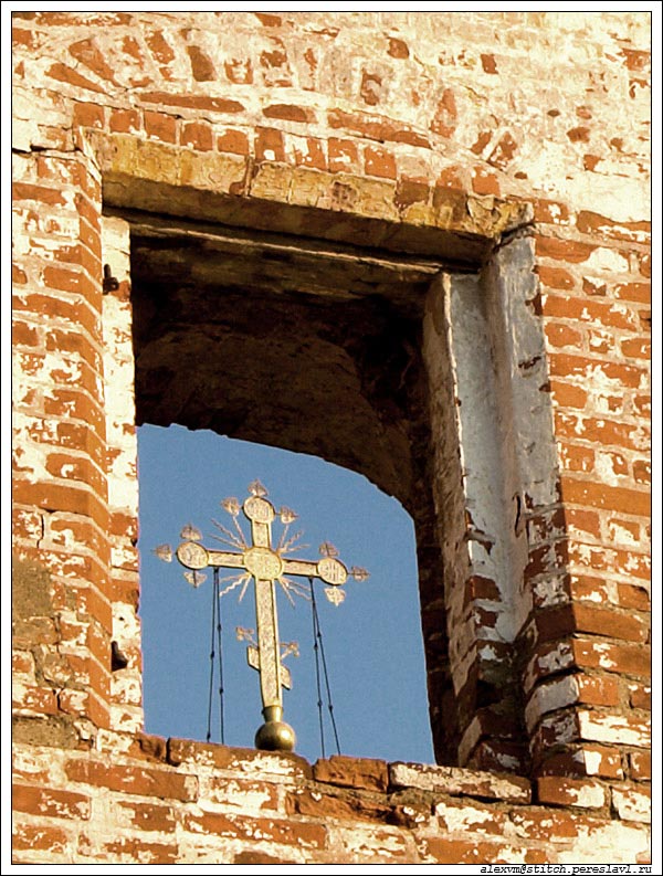 photo "Ancient Orthodox Church (fragment)" tags: genre, 