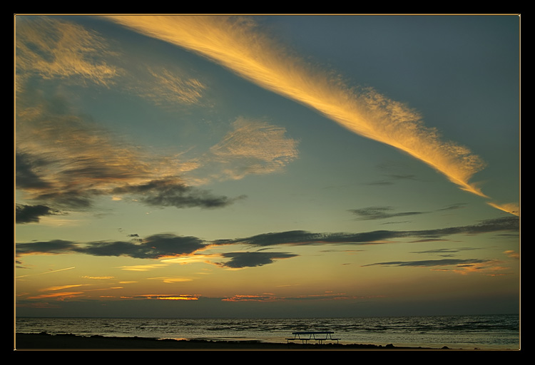 photo "The clouds drawing the sky" tags: landscape, sunset