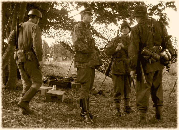photo "war... (2)" tags: reporting, 
