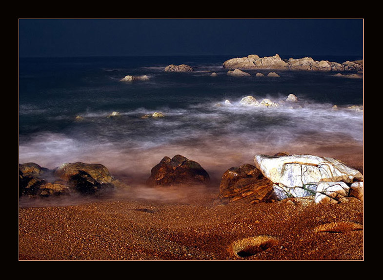 фото "nightlight at the beach" метки: пейзаж, вода