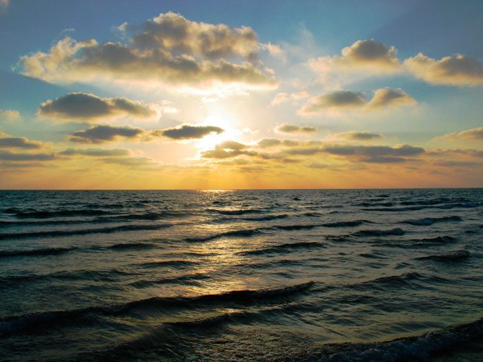photo "Sunset overseas" tags: landscape, sunset, water