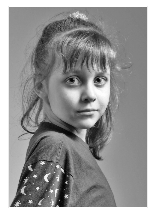 photo "Evening children's portrait" tags: portrait, black&white, children