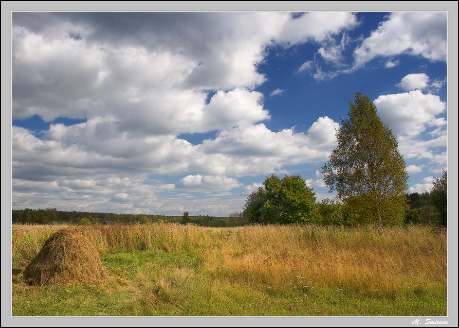 photo "Meeting autumn behind village..." tags: landscape, autumn, forest