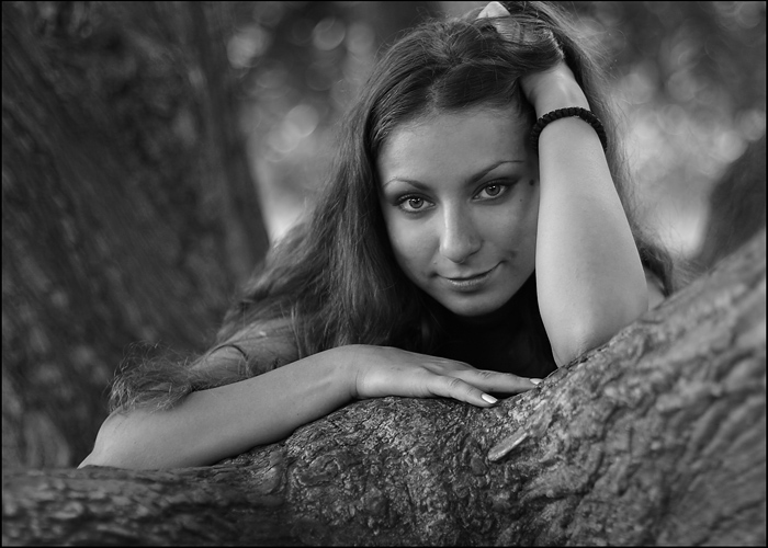 photo "wood maiden" tags: portrait, black&white, woman