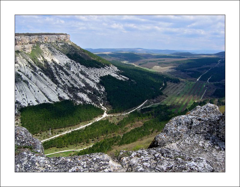 фото "С вершины пещерного города Чуфут-Кале. Крым." метки: путешествия, пейзаж, Европа, горы