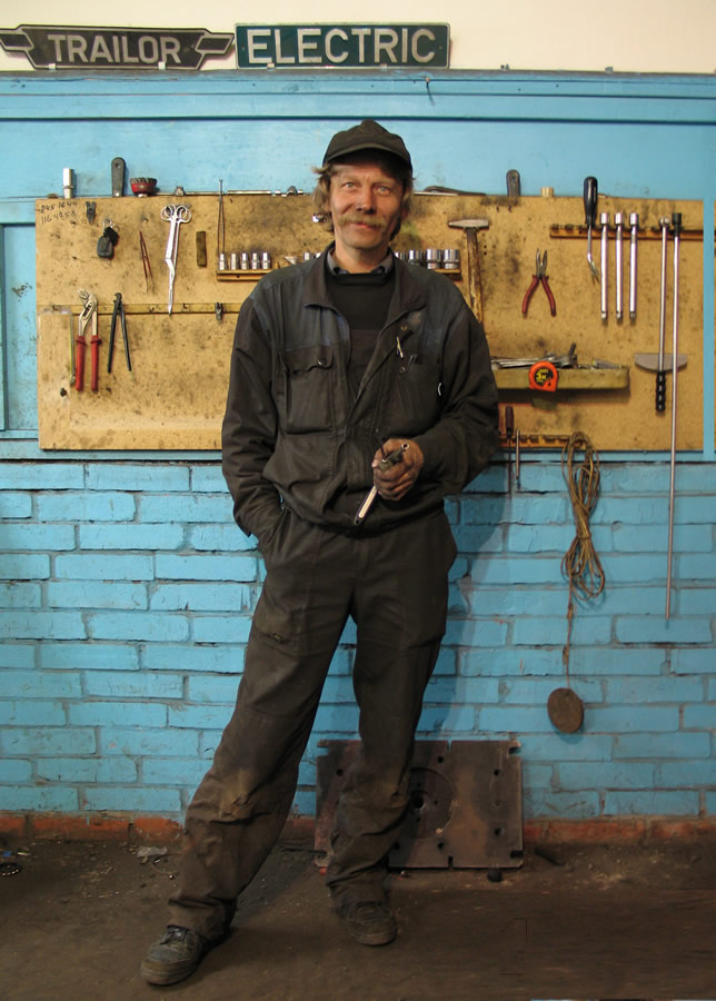 photo "Car electrician" tags: genre, portrait, man