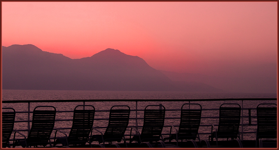 photo "Some long minutes" tags: landscape, mountains, water