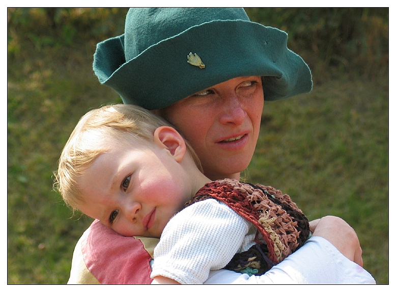 photo "Mother an Child" tags: travel, portrait, Europe, children