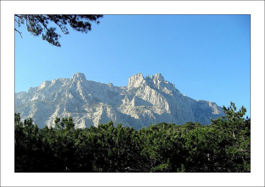 photo "Crimea. Ay-Petri. A kind from the next mountain." tags: travel, landscape, Europe, mountains