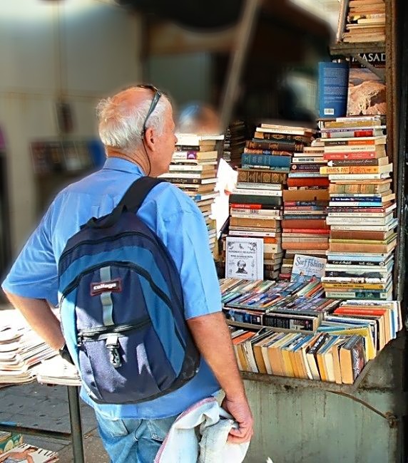 photo "Second-hand books etude in pessimistic tones..." tags: genre, 