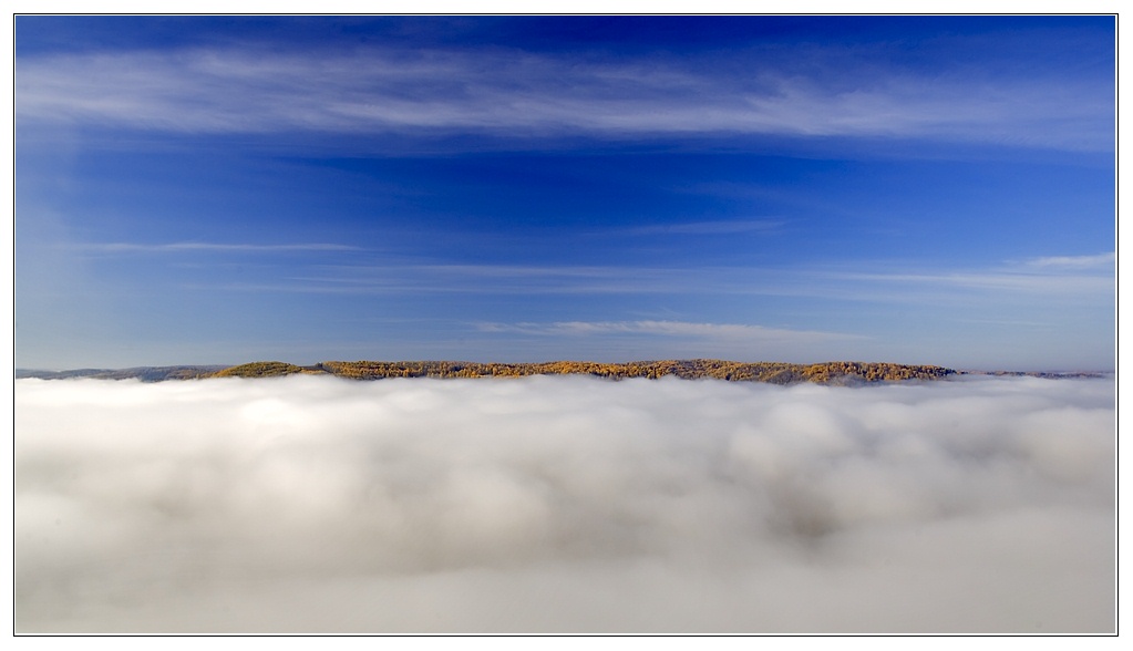 photo "Submersion" tags: landscape, clouds, mountains