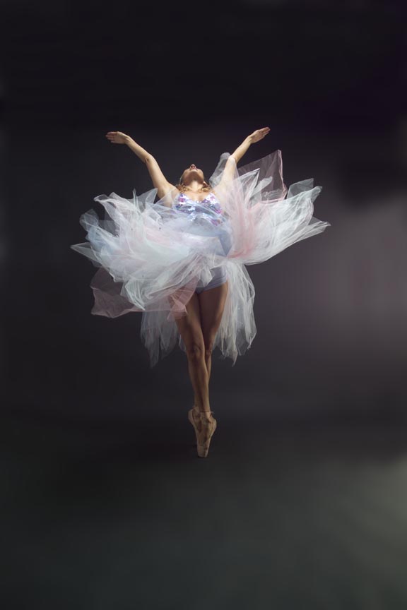 photo "BALLERINA" tags: portrait, glamour, woman