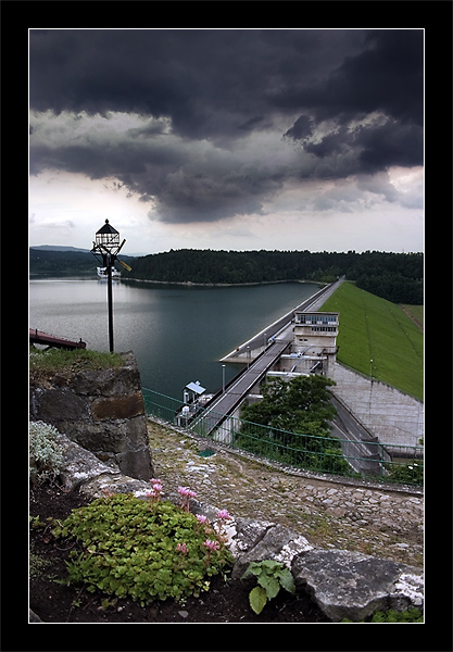 photo "The Dam" tags: landscape, architecture, water