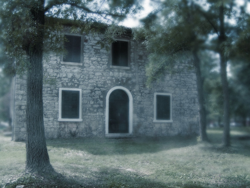 photo "Old House" tags: misc., architecture, landscape, 