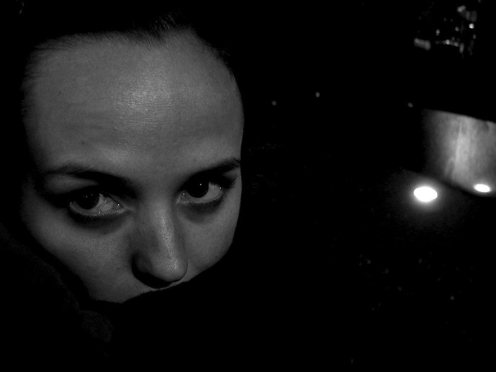 photo "***" tags: black&white, portrait, woman