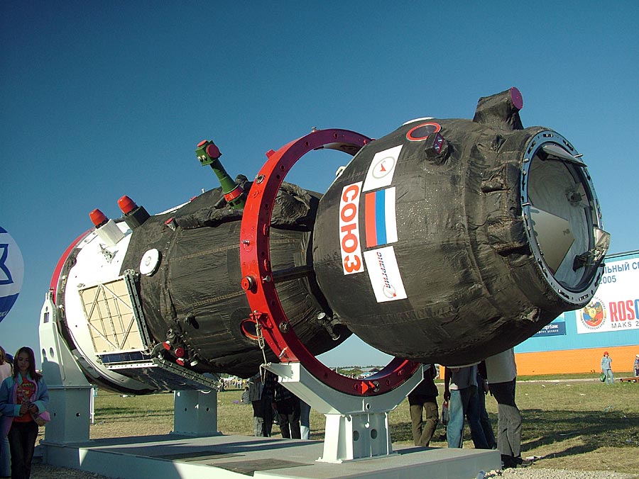 photo "Sojuz" tags: technics, reporting, 