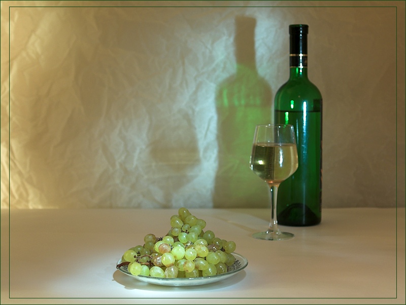 photo "Etude with grapes" tags: misc., 