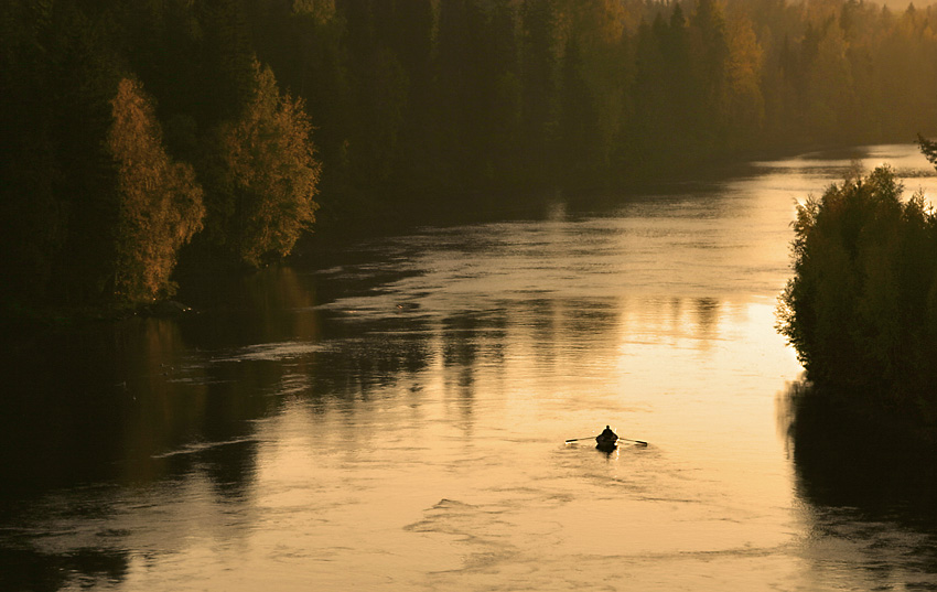 фото "Rowing on a river" метки: пейзаж, вода, закат