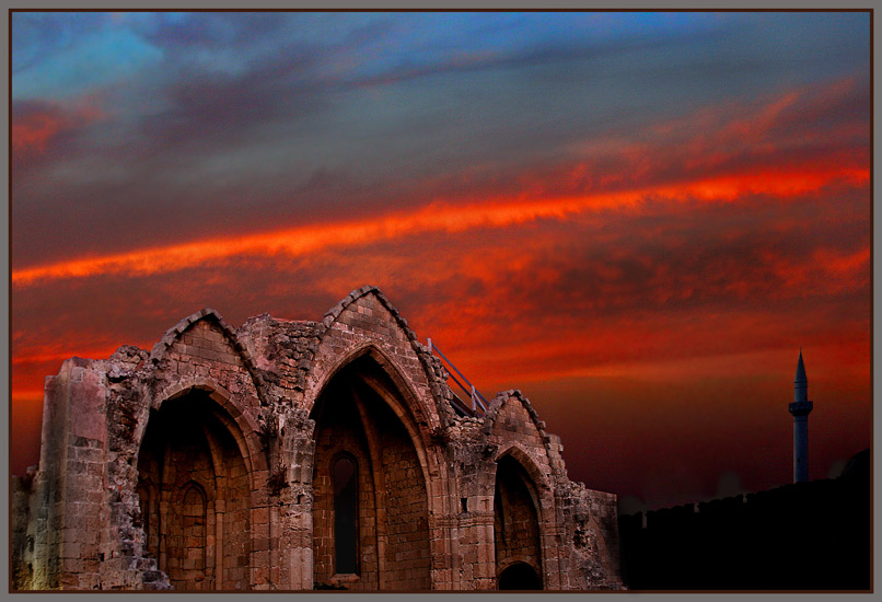 photo "The history written by blood" tags: architecture, montage, landscape, 