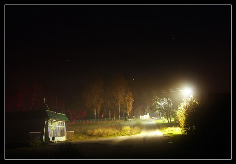 photo "Sel`skiy peyzazh virvanniy iz t`mi nochi odinokim" tags: landscape, night