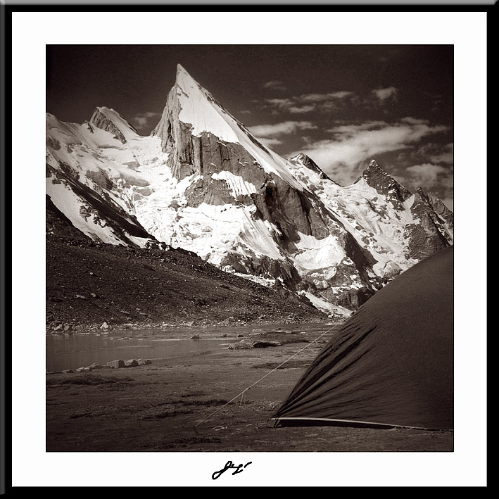 фото "В поисках своей вершины" метки: черно-белые, пейзаж, горы