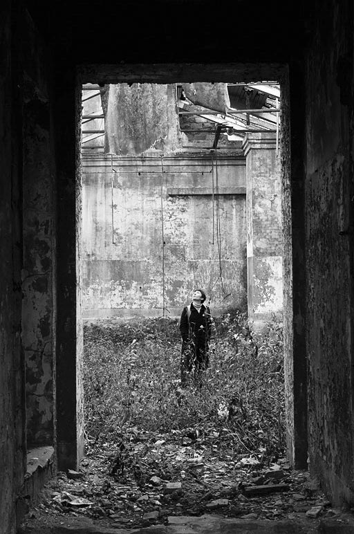 photo "Probably autumn?" tags: black&white, genre, 